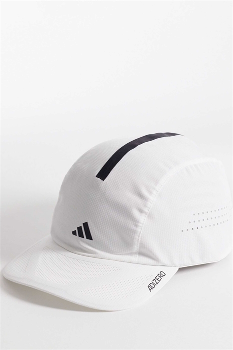 Кепка Adidas Running черно-белого цвета артикул 152386237