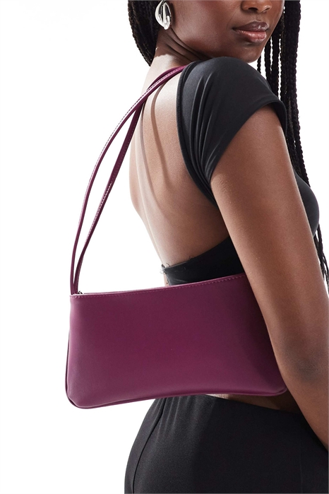 Сумка через плечо с застежкой-молнией и двумя тонкими ремешками артикул 151447579