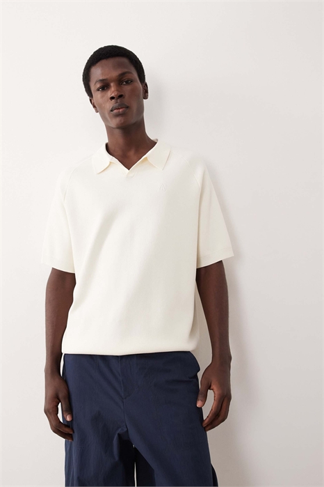 Компактная трикотажная рубашка-поло свободного кроя с вырезом артикул 153818985
