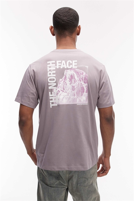 Футболка с принтом на спине «Халф-Доум» артикул 154705305