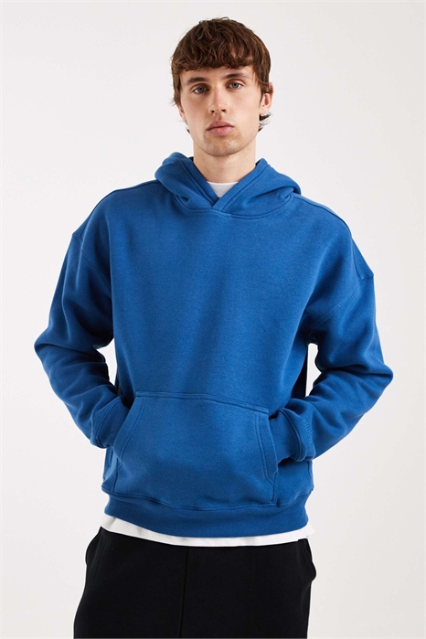 Худи с прямоугольным карманом спереди артикул 154774137