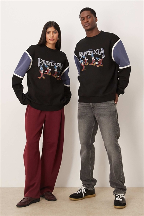 Универсальная футболка свободного кроя Disney Fantasia с принтами Микки Мауса артикул 152799041