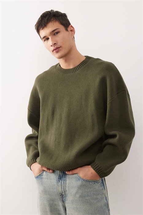 Свитер свободного кроя артикул 152803263