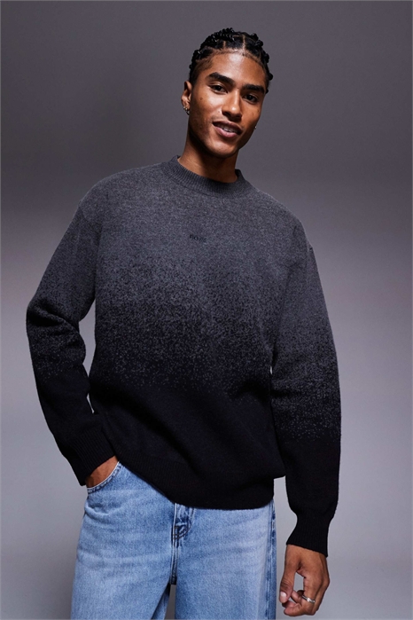 Свитер из трикотажа с круглым вырезом и градиентным логотипом на груди от Kalbrush артикул 148408381