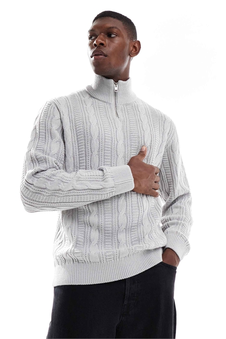 Свитер с косой вязкой и застежкой-молнией на 1/4 длины артикул 150035932