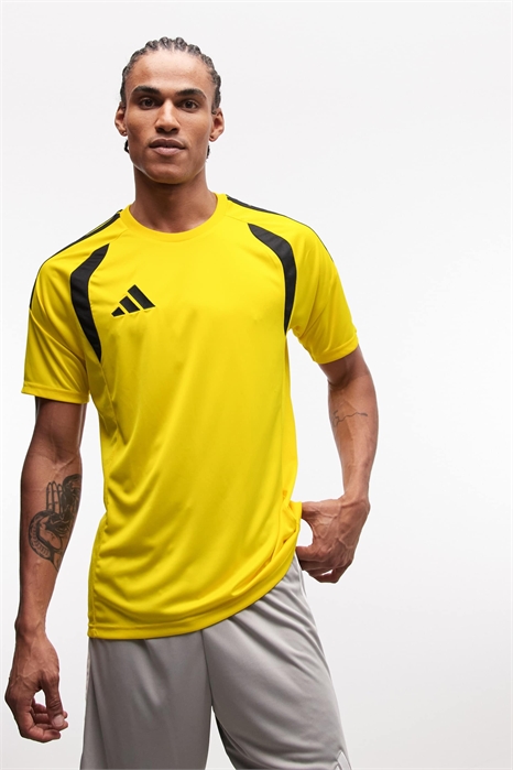 Футболка adidas Football Tiro 26 артикул 152152786
