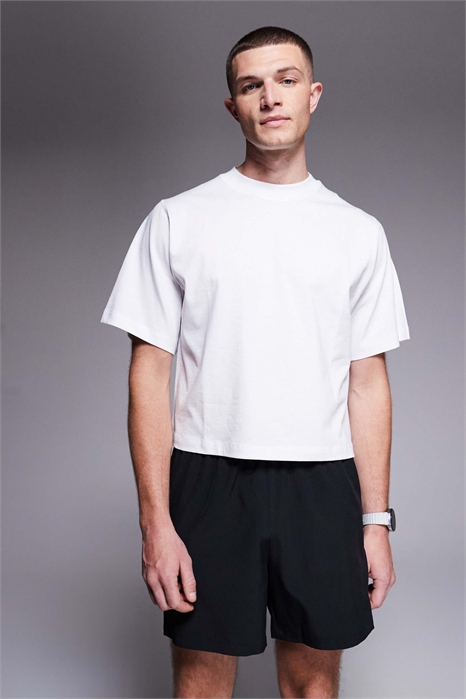 Короткая футболка из хлопка с эффектом быстрого высыхания артикул 154970424