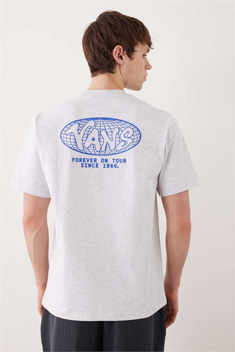 Футболка свободного кроя «World Tour» артикул 153849422