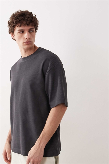 Футболка сверхбольшого размера с текстурой «вафелька» артикул 151342295