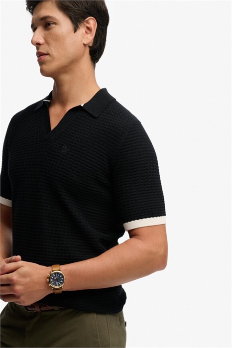 Поло с воротником-джонни из трикотажа артикул 155932524
