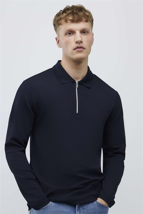 Полурубашка с застежкой-молнией на воротнике и фактурной текстурой, приталенного кроя артикул 155040352