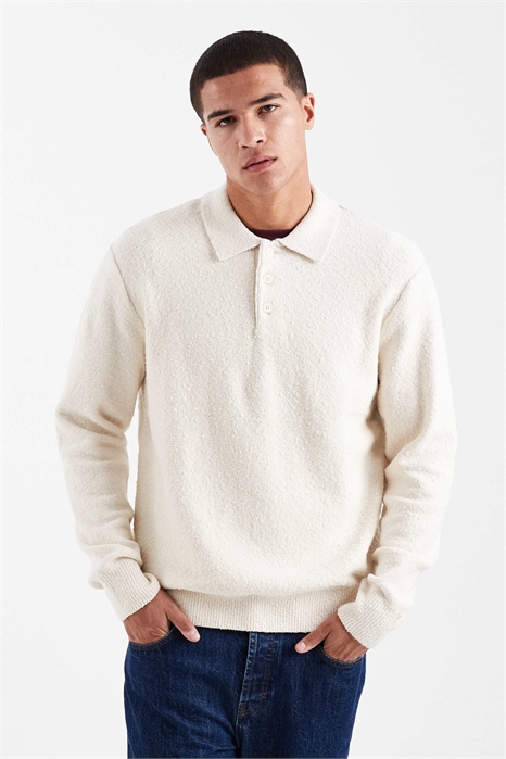 Застежка-кнопка на поло артикул 149144004