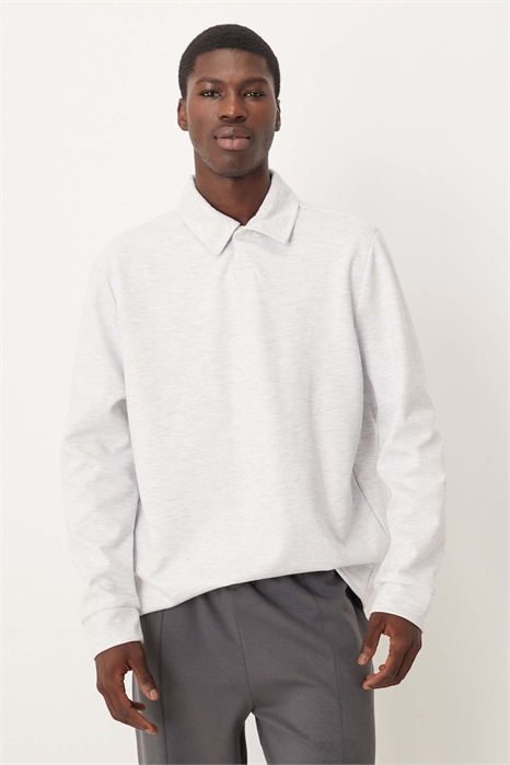 Стильная рубашка-поло из ткани в стиле дайвинга артикул 150200406