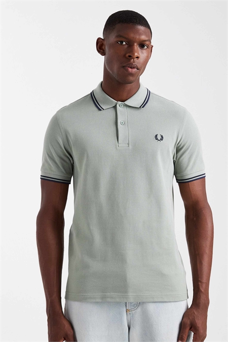 Поло с двумя отворотами артикул 150203207