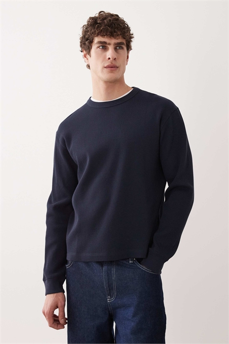 Футболка с длинным рукавом с вафельным принтом артикул 155169981