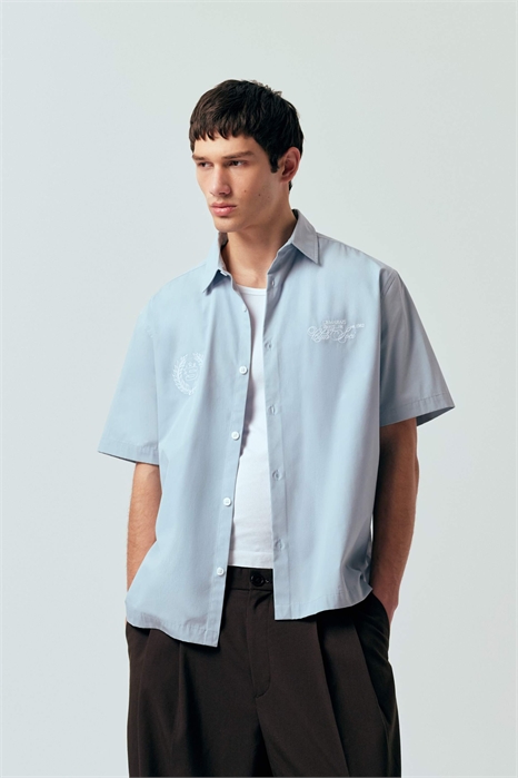 Рубашка свободного кроя с вышивкой на груди артикул 150505932