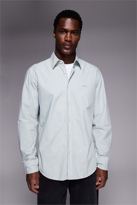 Элегантная хлопковая рубашка прямого кроя артикул 153724821