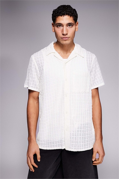 Пляжная рубашка с воротником-ревер и фактурной текстурой артикул 152859357