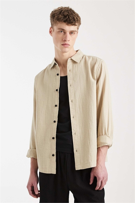 Рубашка свободного кроя с фактурной поверхностью артикул 150505654