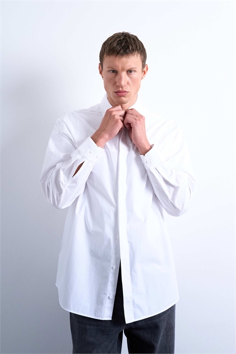 Рубашка классического кроя свободного покроя артикул 146855457