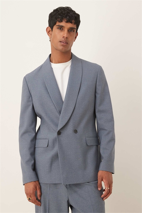 Двубортный пиджак классического кроя с отложным воротником артикул 143214893