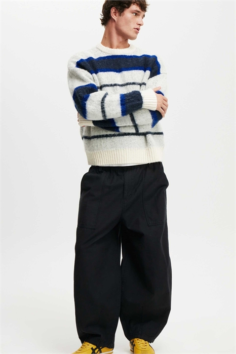 Штаны-балоны с очень свободным кроем артикул 150596472