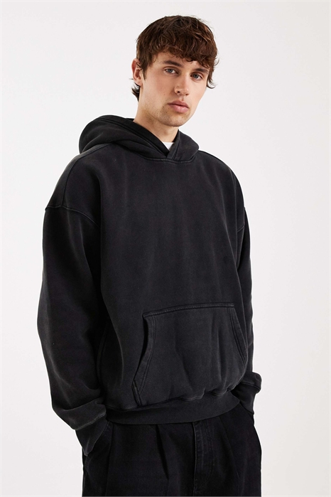 Худи с прямоугольным карманом спереди артикул 154774138