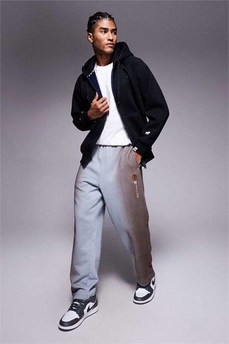 Джоггеры свободного кроя Aape by A Bathing Ape артикул 150152366