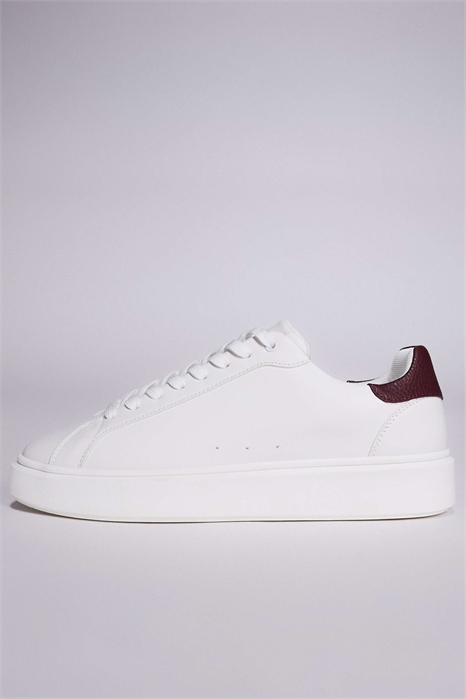 Кроссовки на шнурках артикул 152589871