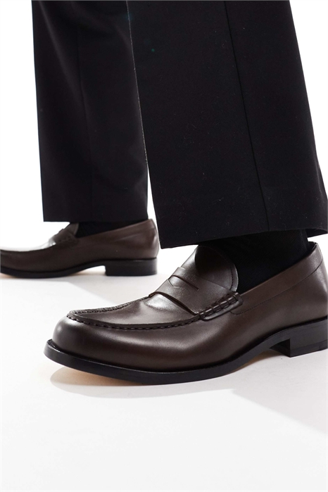 Мягкие кожаные лоферы Boss с удобной подошвой артикул 145571324