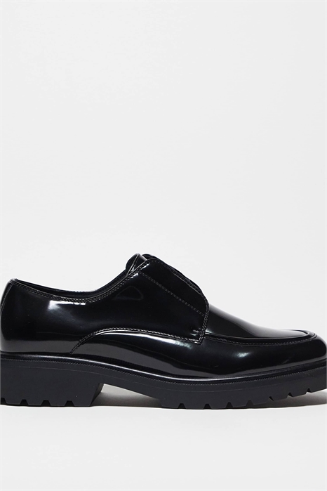 Кроссовки на шнурках артикул 140855317