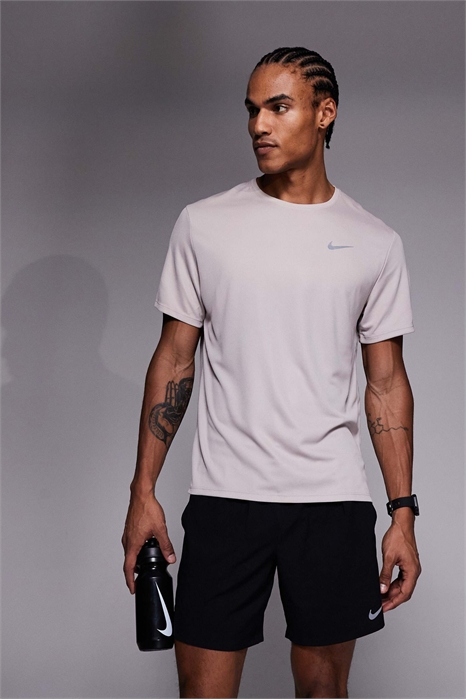 Футболка Miler Dri-FIT артикул 149964856