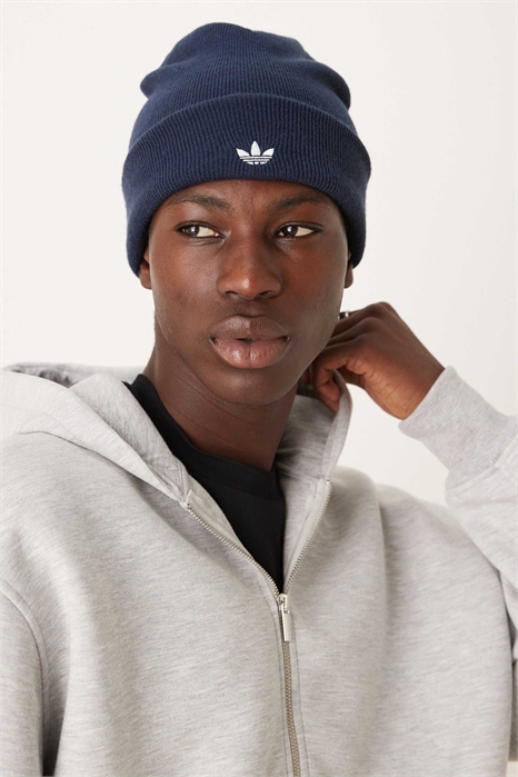 Классическая шапка Adicolor артикул 149765049