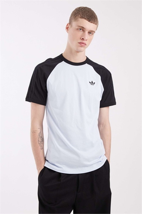 Футболка с тремя полосками артикул 151926184