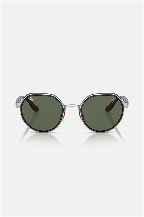 Rb3703m — солнцезащитные очки из коллекции Scuderia Ferrari с нестандартной оправой и зелеными линзами артикул 149471404