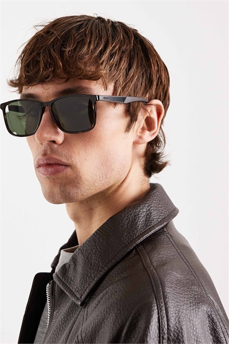 Солнцезащитные очки Boss Square артикул 154966139