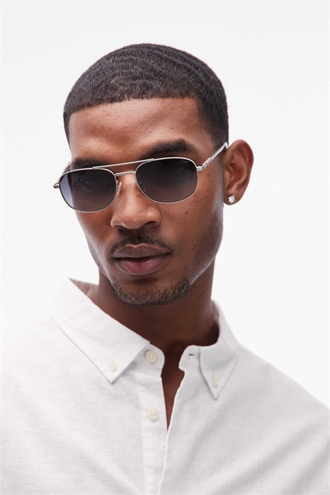 Солнцезащитные очки Hugo Navigator артикул 154966200