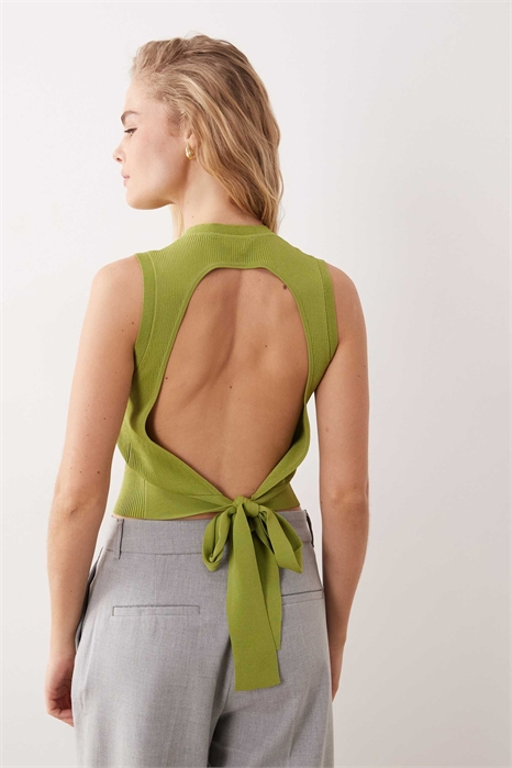 Топ без рукавов с открытой спиной из ребристой ткани артикул 153668217