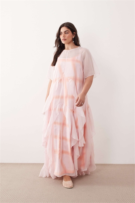 Макси-платье с воланами и плавными переходами артикул 151784988