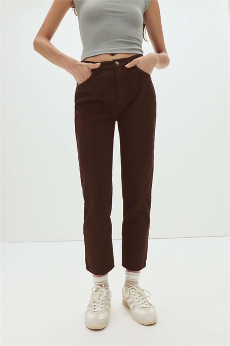 Джинсы с высокой талией и кроем «mom fit» артикул 152869997