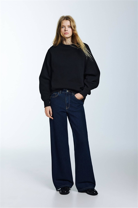 Джинсы с широкими брючинами артикул 153023614