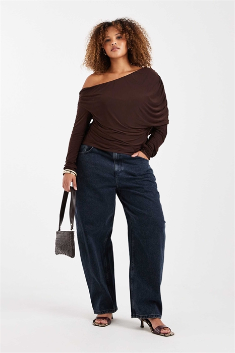 ASOS DESIGN — джинсы Curve с зауженным кроем артикул 148416942