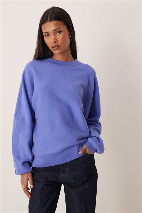 Трикотажный свитер с круглым вырезом артикул 154756998