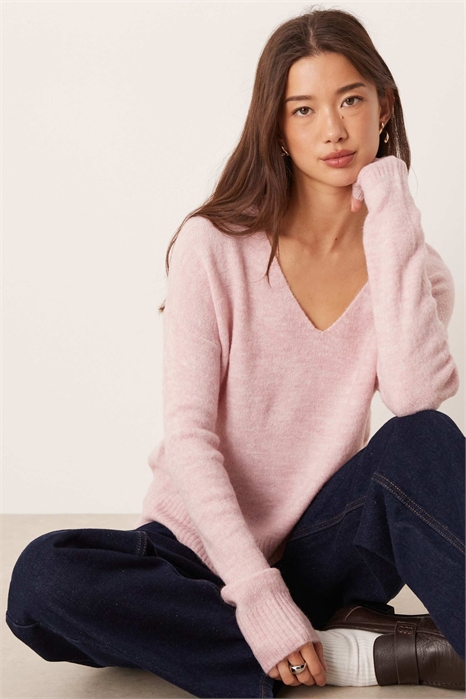 Свитер с V-образным вырезом артикул 151095055