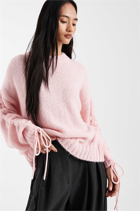 Свитер с рукавами с рюшами артикул 155244288