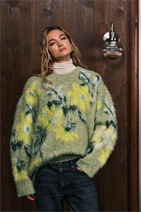 Свитер с набивным цветочным узором артикул 149994945