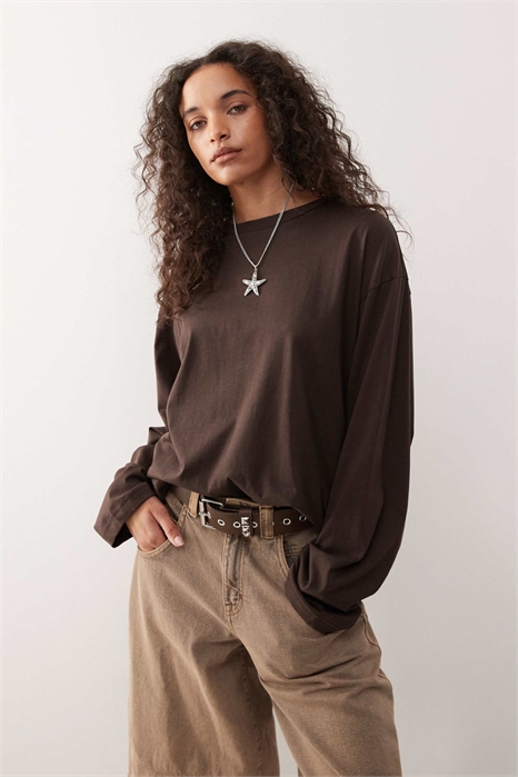 Футболка свободного кроя с длинными рукавами и боковыми разрезами артикул 148041000