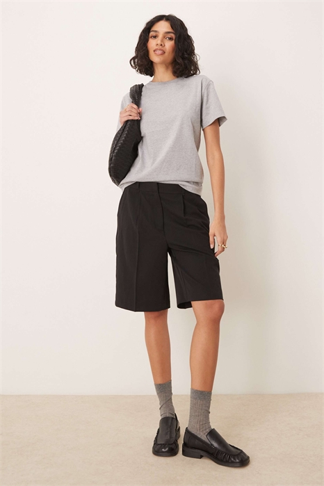 Шорты с заутюженными складками спереди артикул 141662718