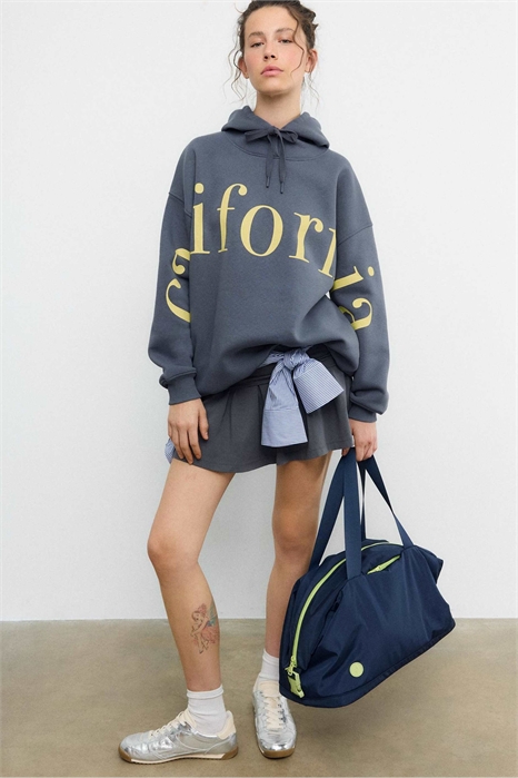 Толстовка с принтом артикул 155639690