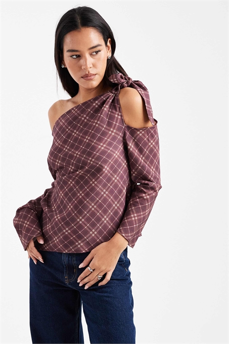 Блузка с открытыми плечами артикул 152935933